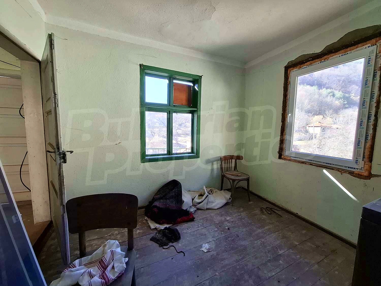 Gallery Picture 17