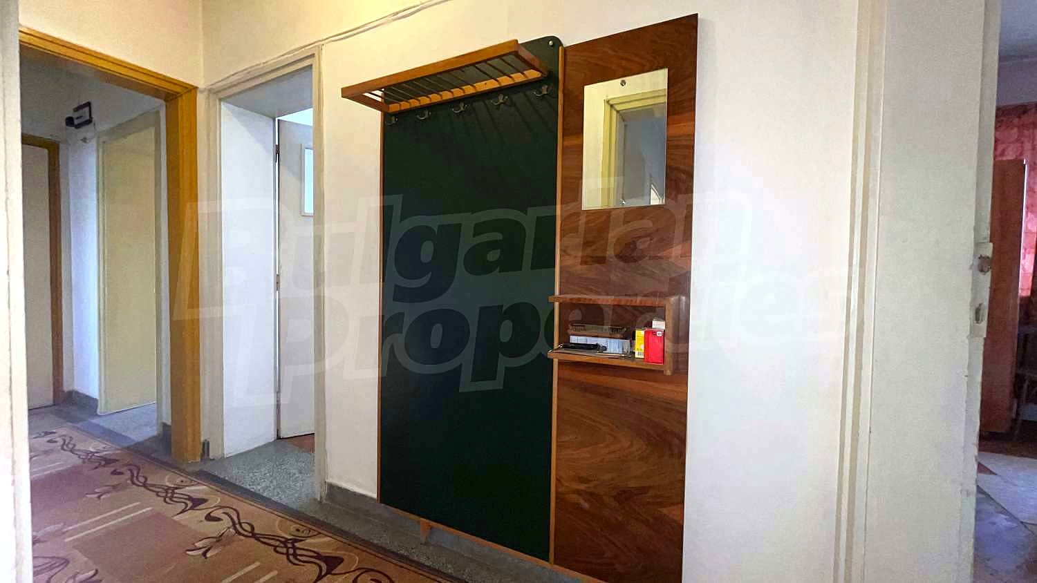 Gallery Picture 24