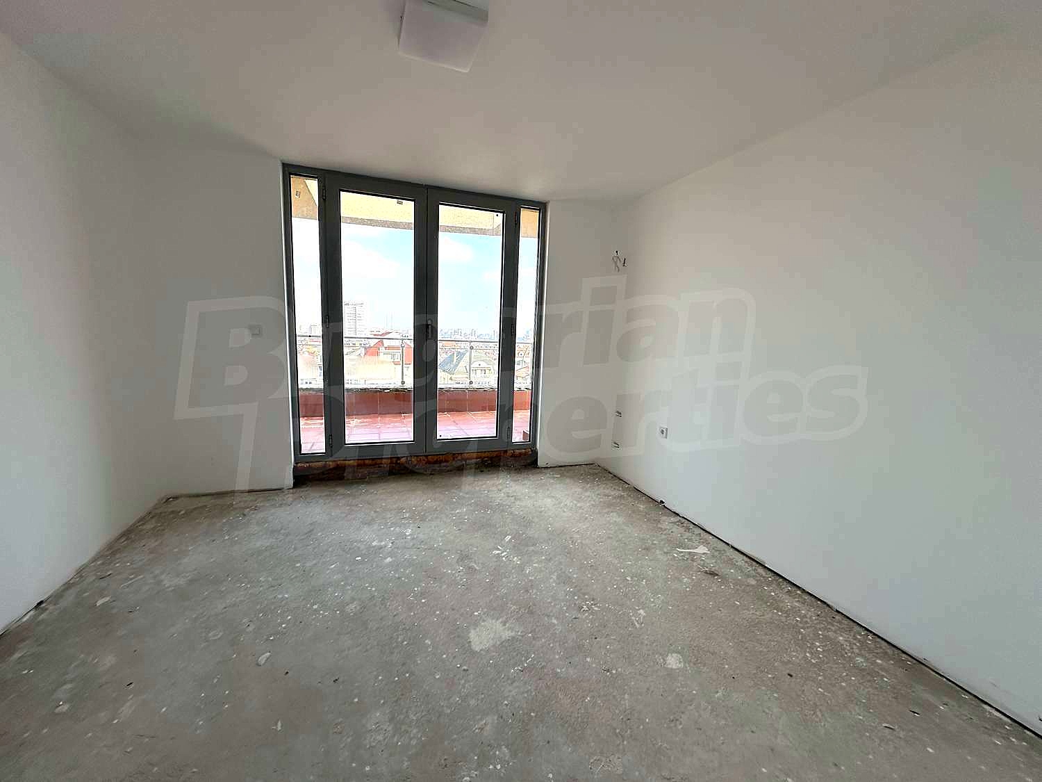 Gallery Picture 12