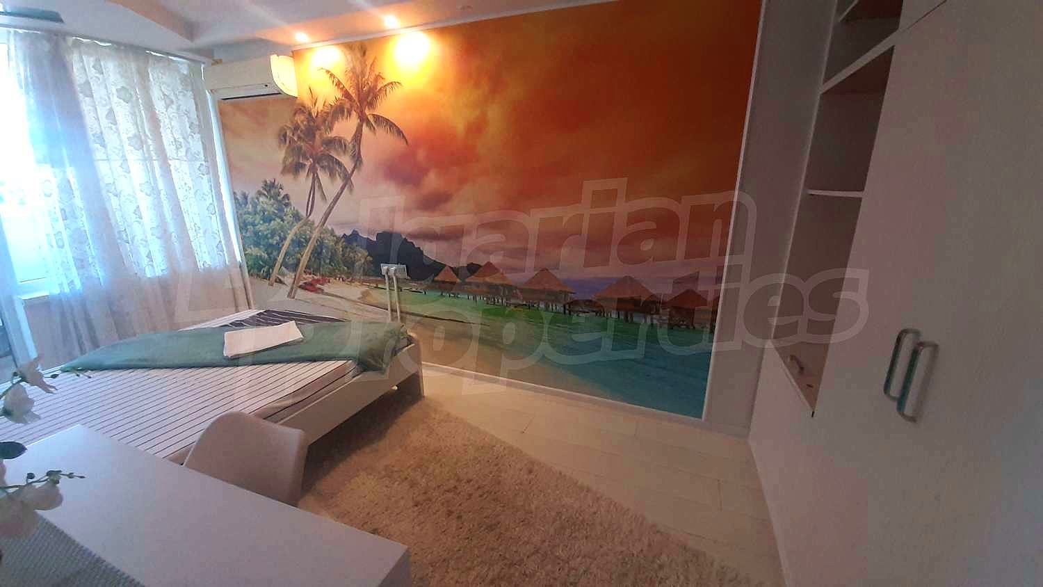 Gallery Picture 40