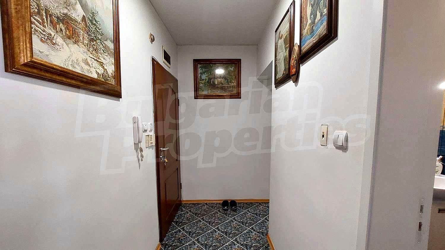 Gallery Picture 14