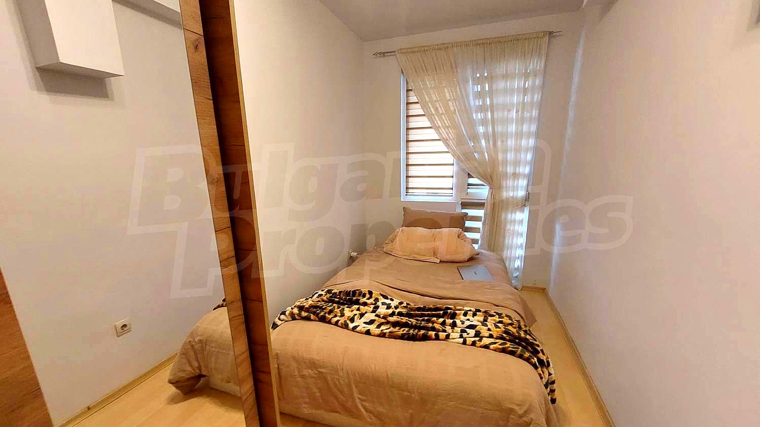 Gallery Picture 15