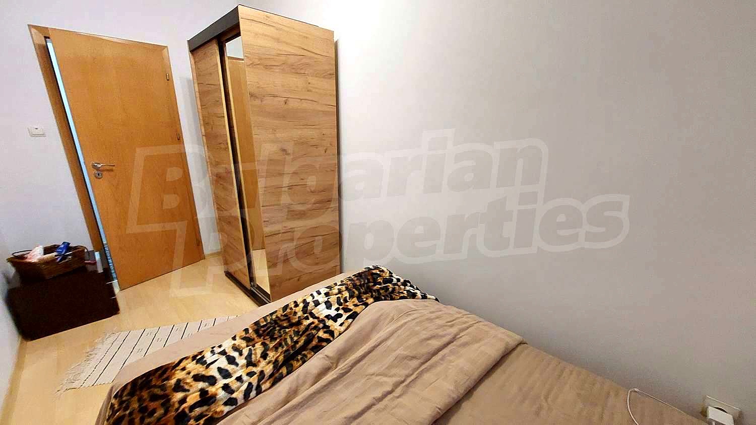 Gallery Picture 16