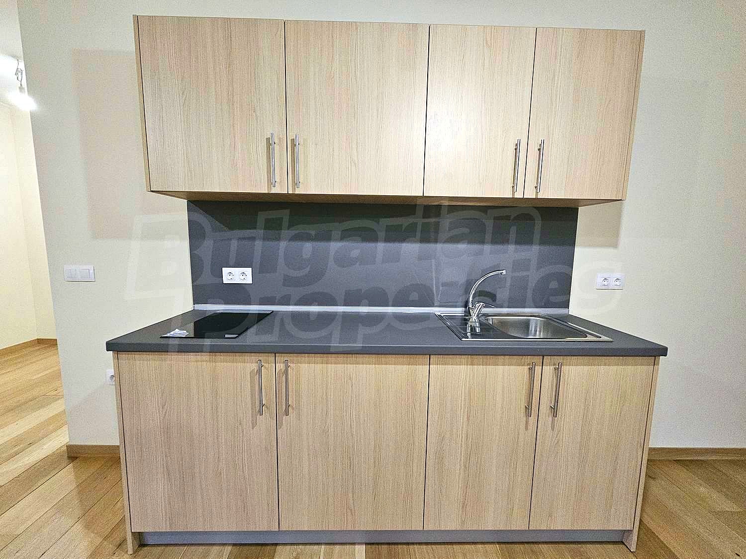 Gallery Picture 9