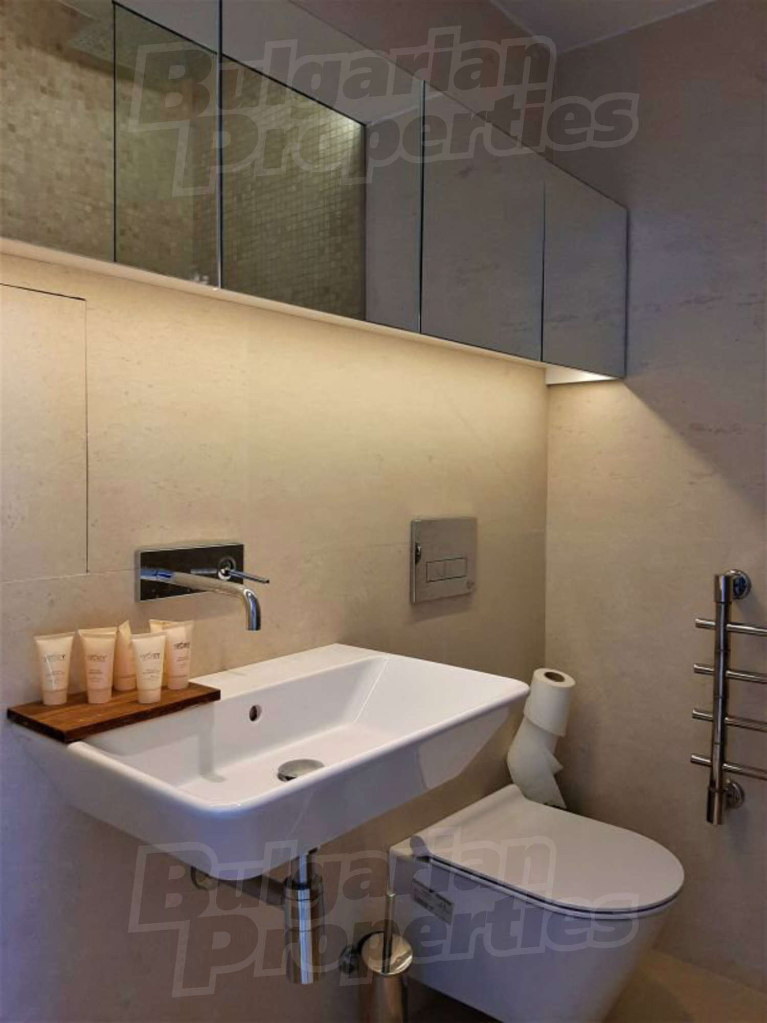 Gallery Picture 19