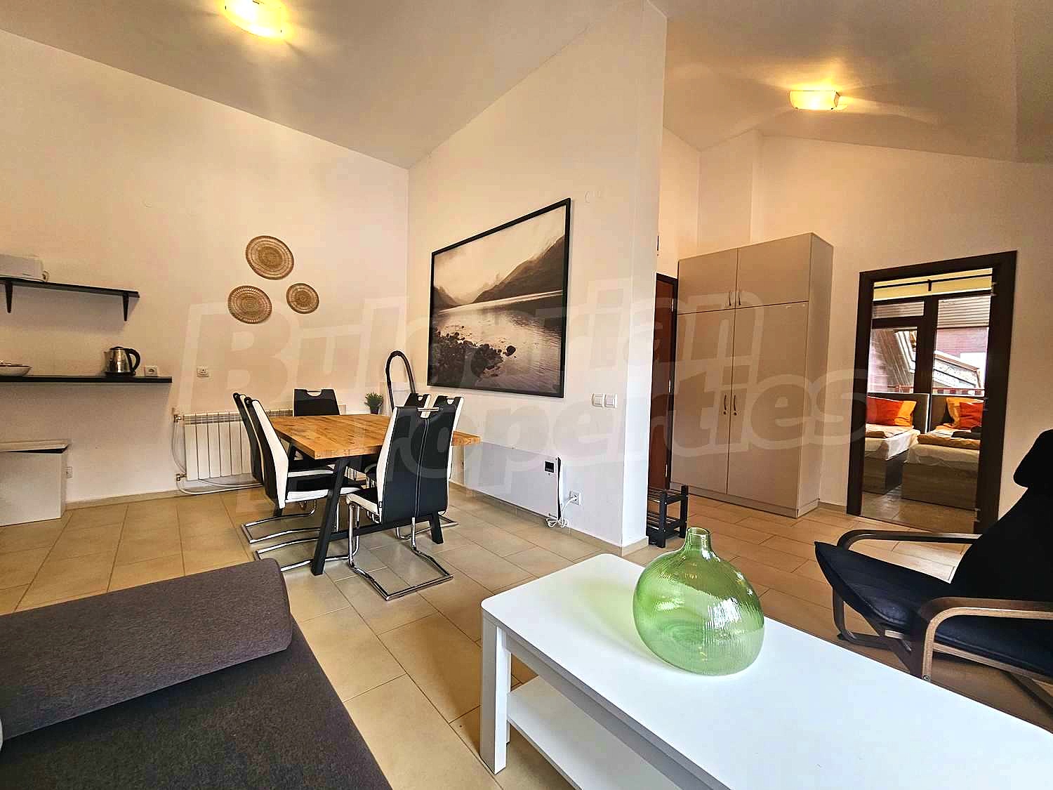 Gallery Picture 6