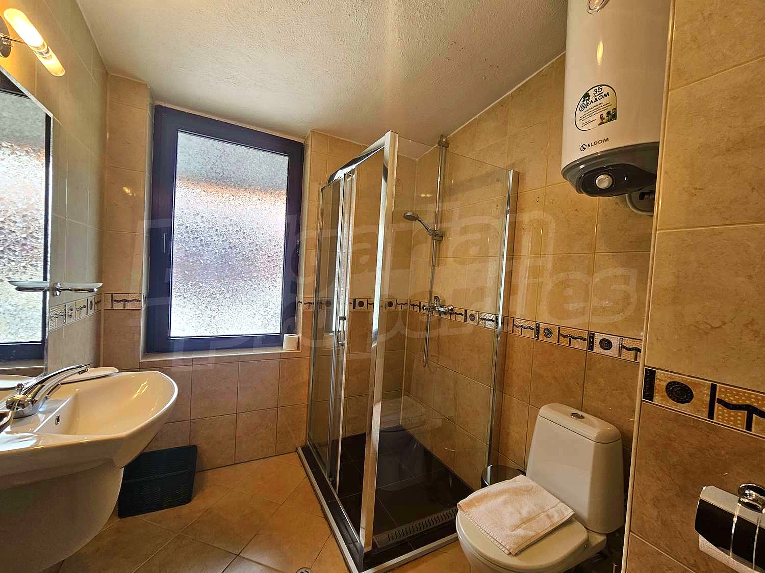 Gallery Picture 24