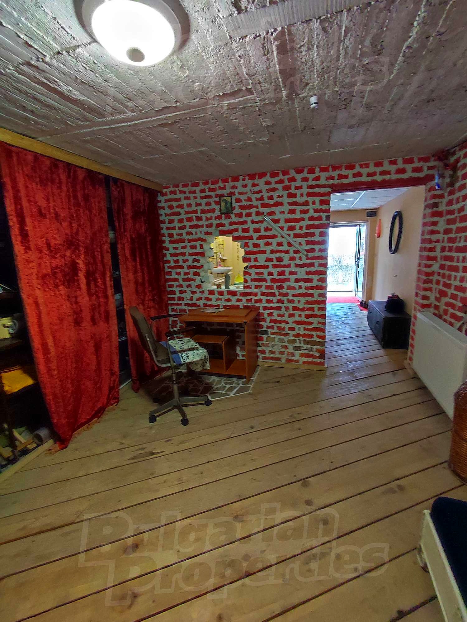 Gallery Picture 34