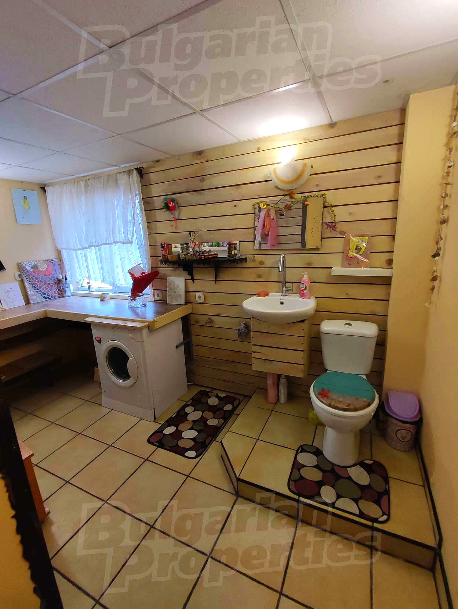Gallery Picture 15