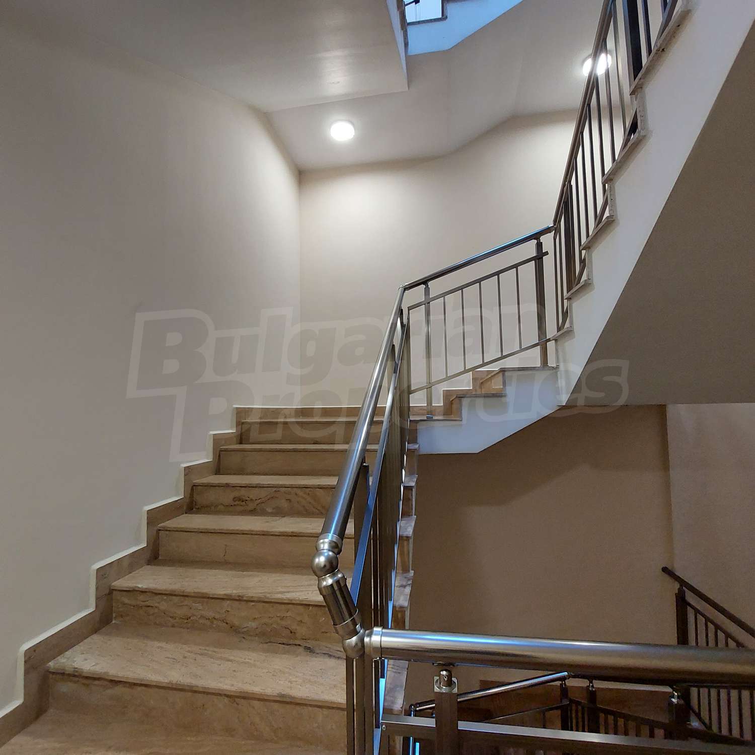 Gallery Picture 19