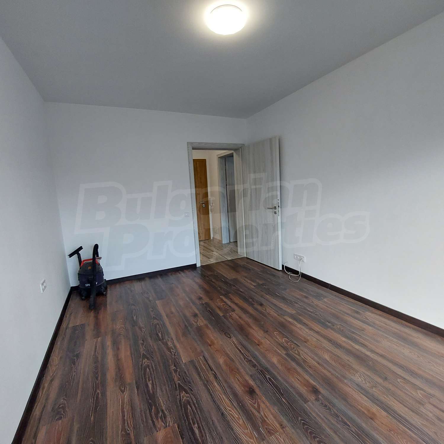 Gallery Picture 5
