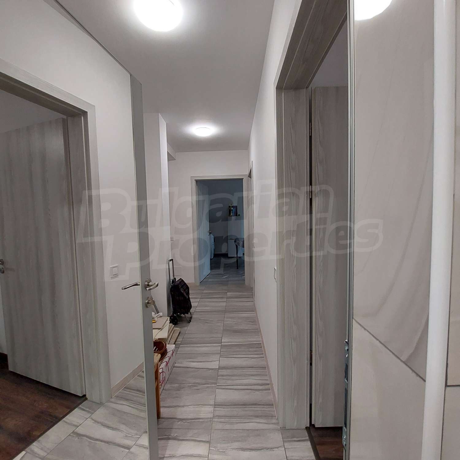 Gallery Picture 17