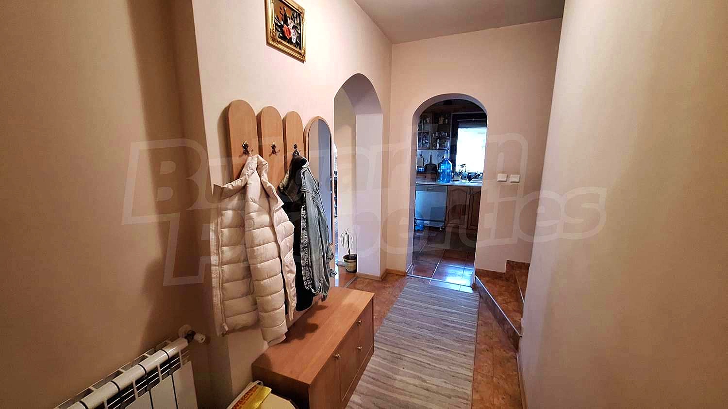 Gallery Picture 16