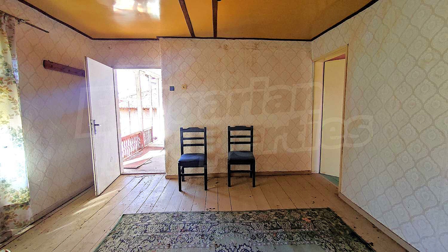 Gallery Picture 10