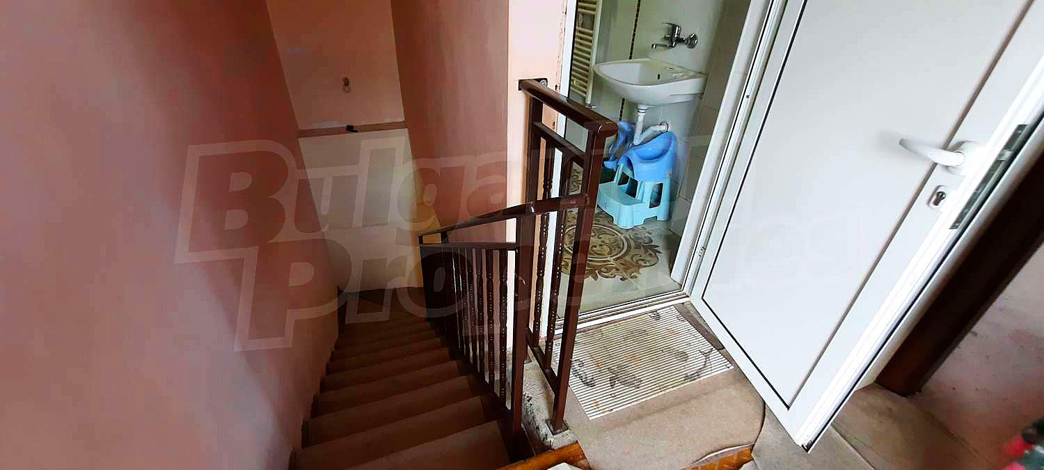 Gallery Picture 16