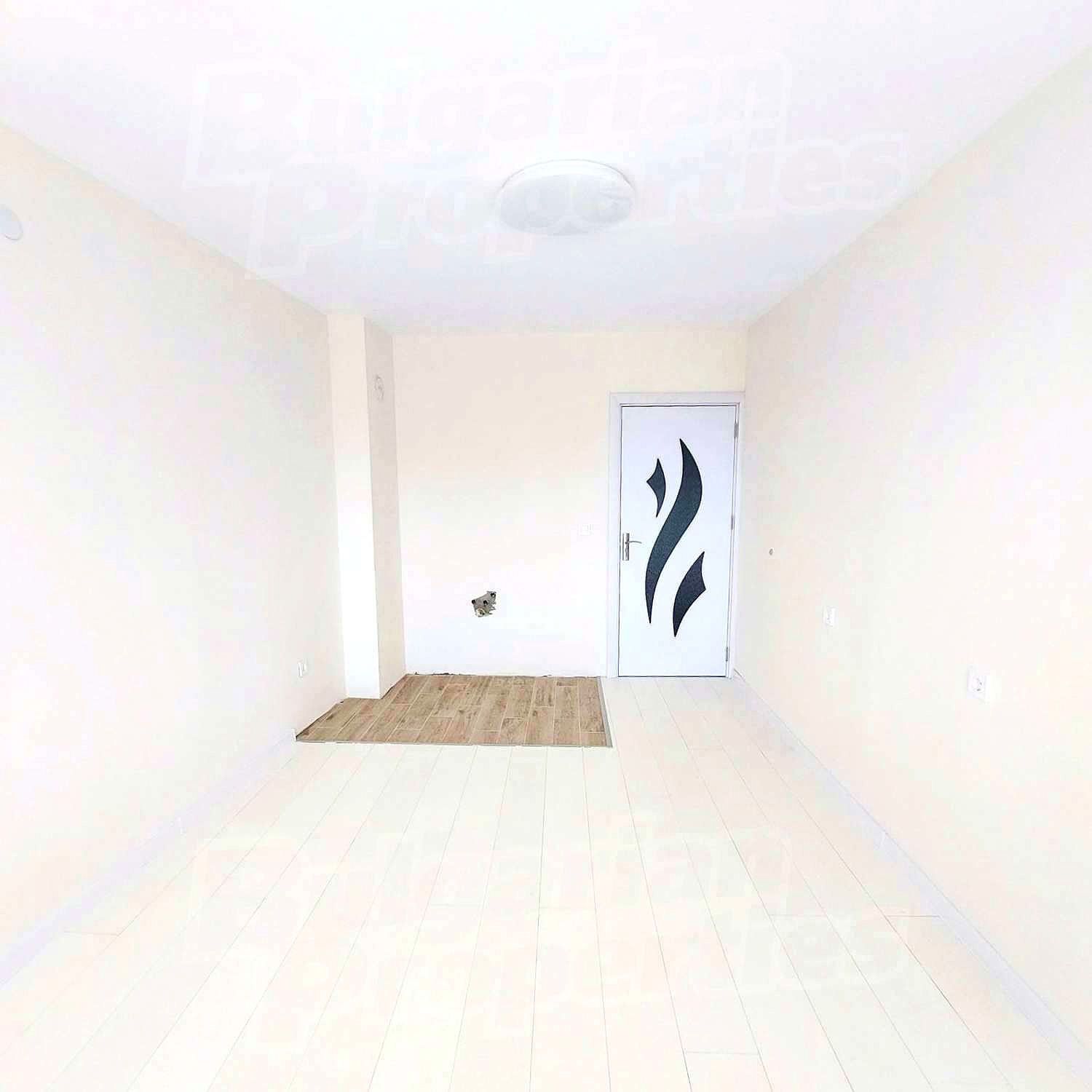 Gallery Picture 6