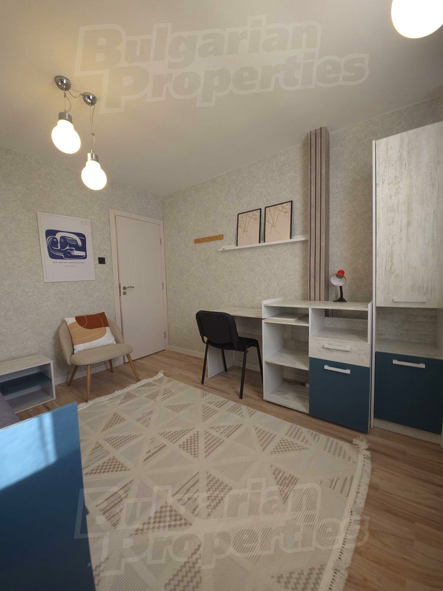 Gallery Picture 16