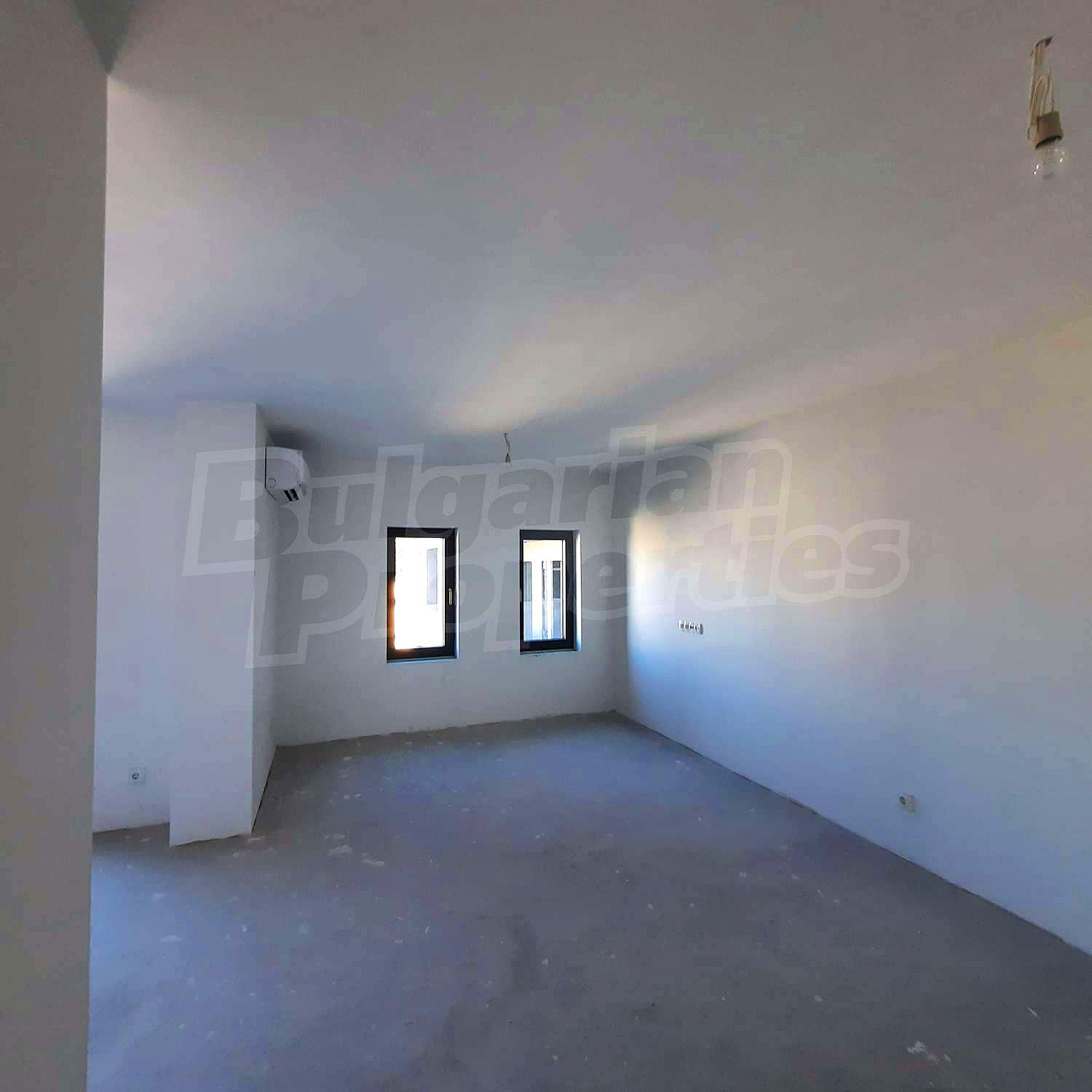 Gallery Picture 10