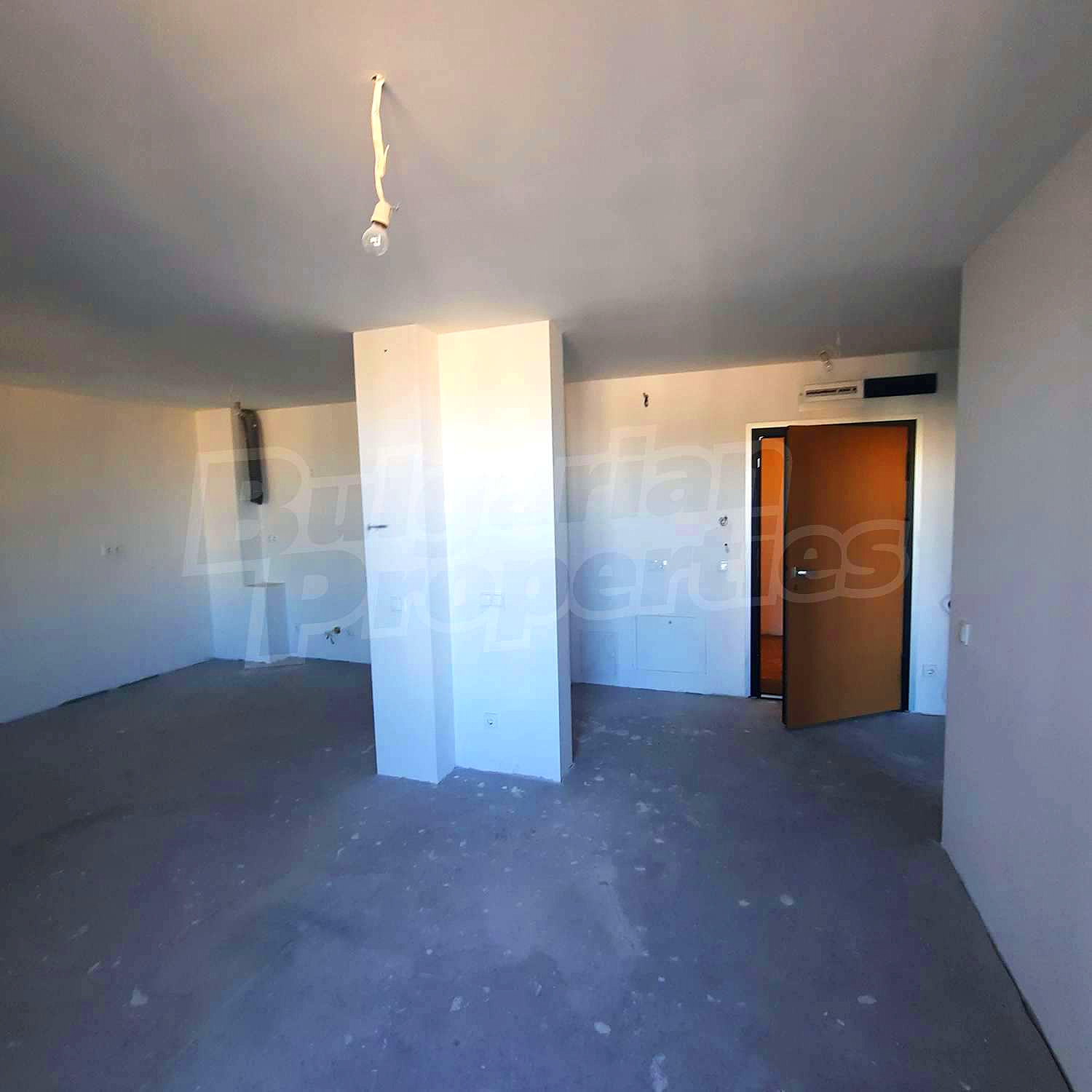 Gallery Picture 14