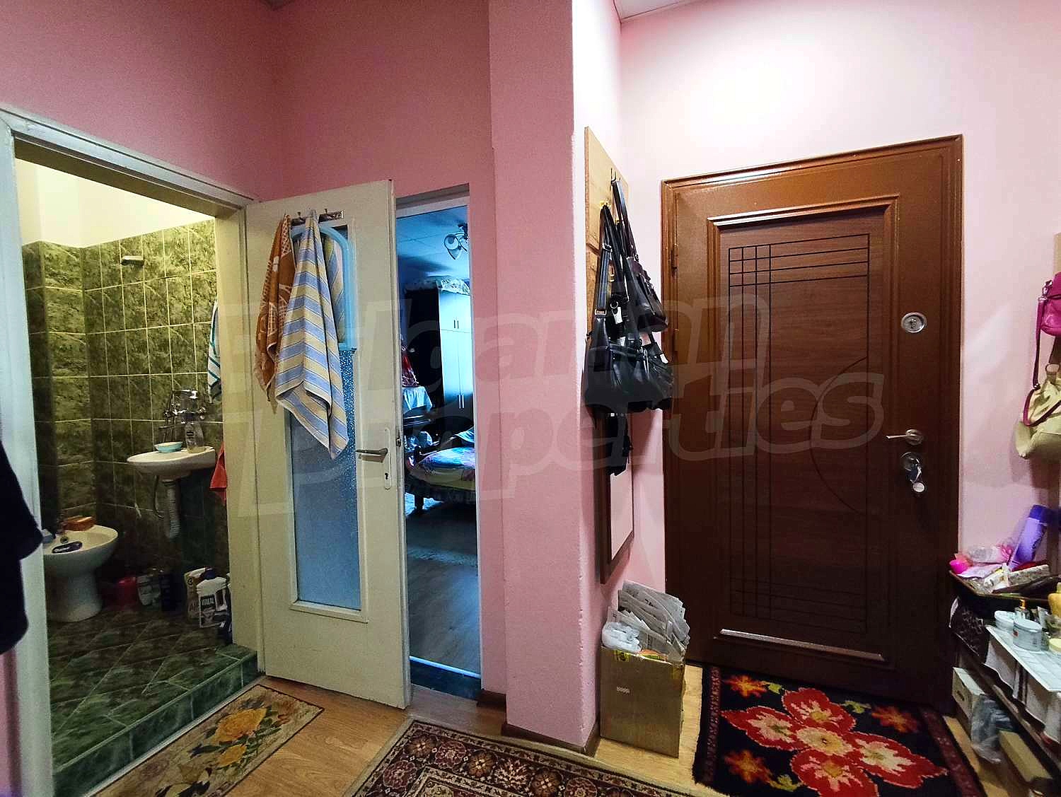 Gallery Picture 11