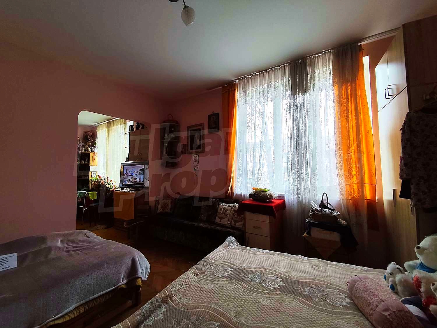 Gallery Picture 14