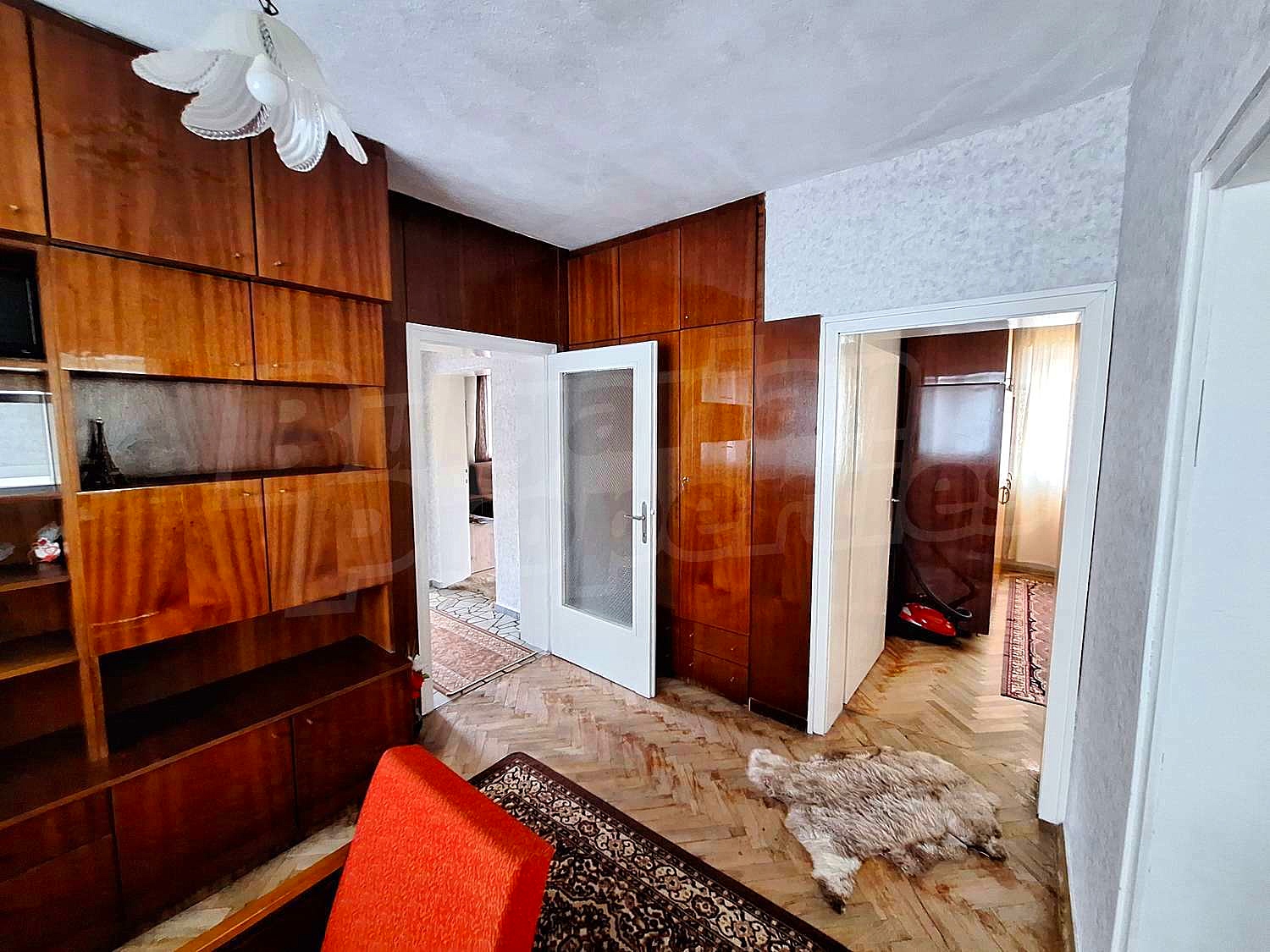 Gallery Picture 16