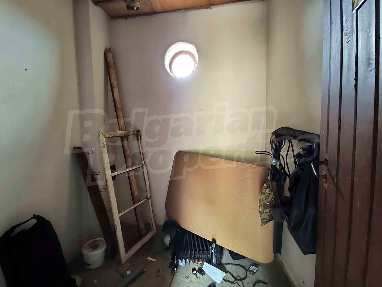 Gallery Picture 11
