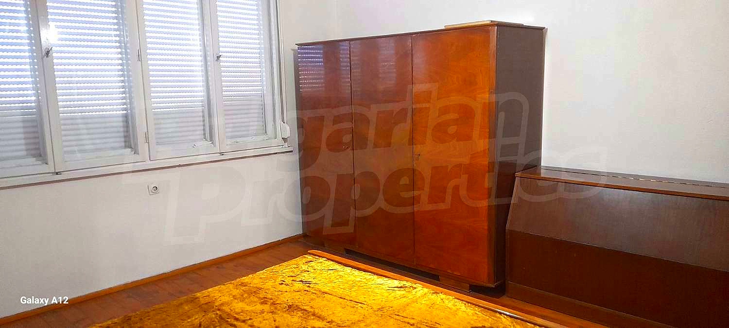 Gallery Picture 17