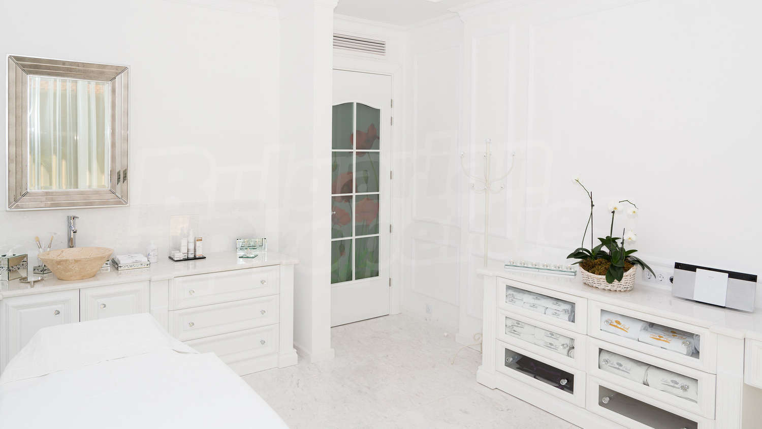 Gallery Picture 65