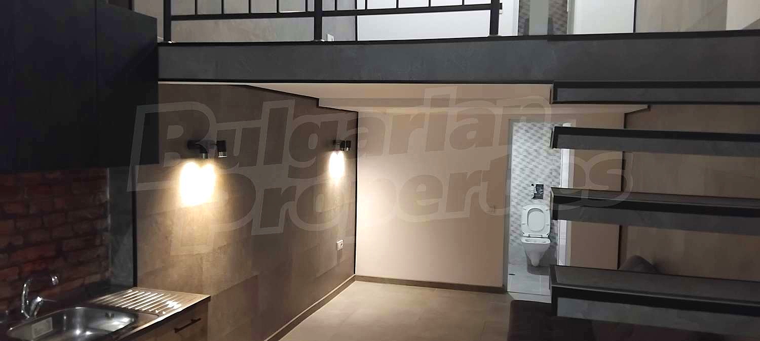 Gallery Picture 6