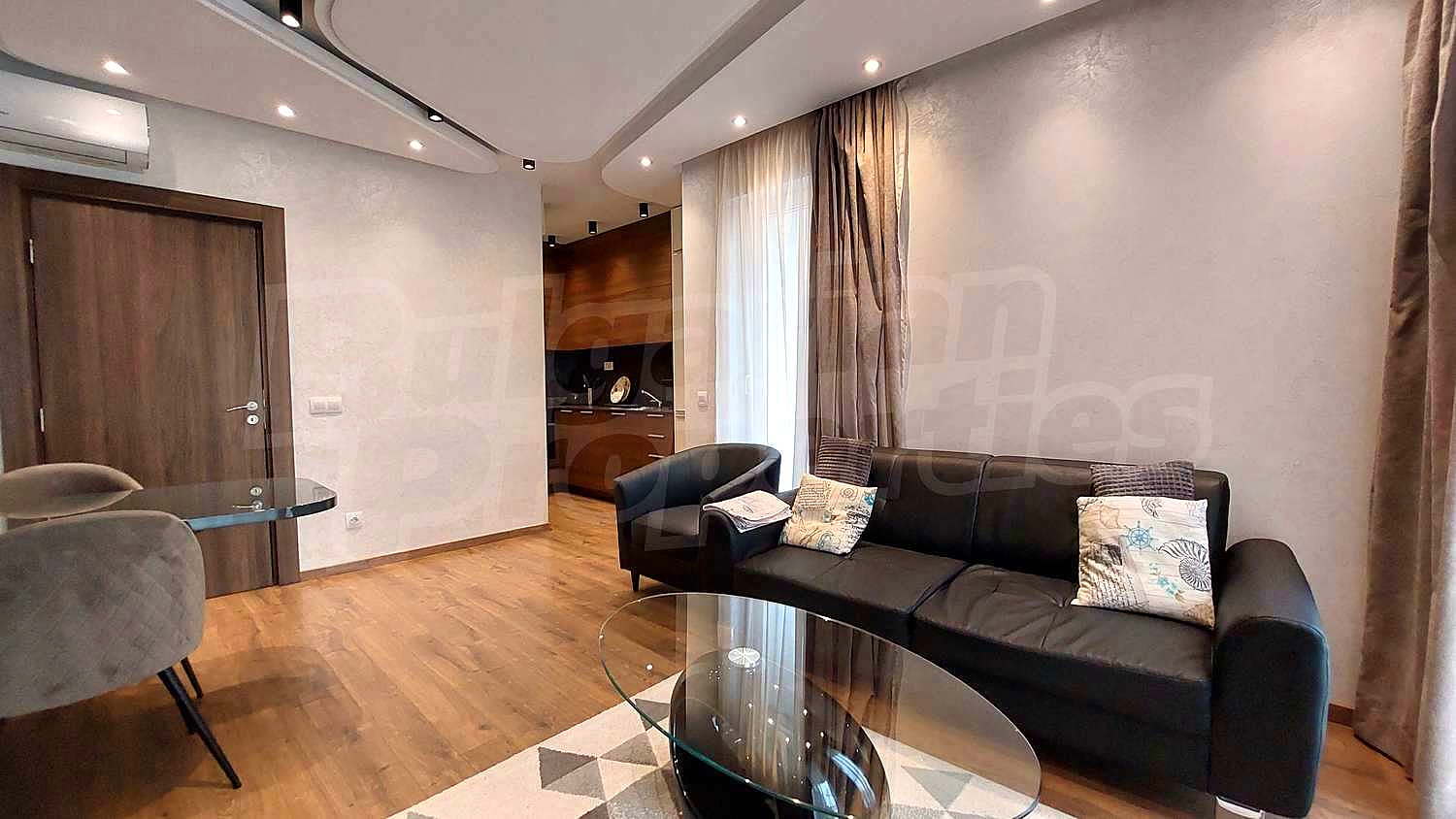 Gallery Picture 5