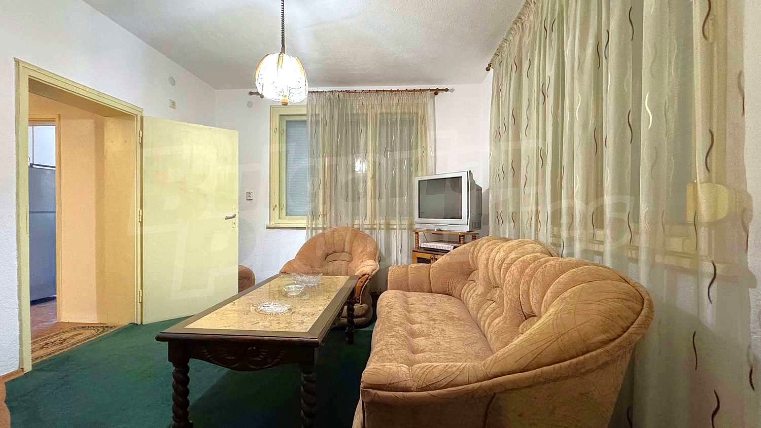 Gallery Picture 2