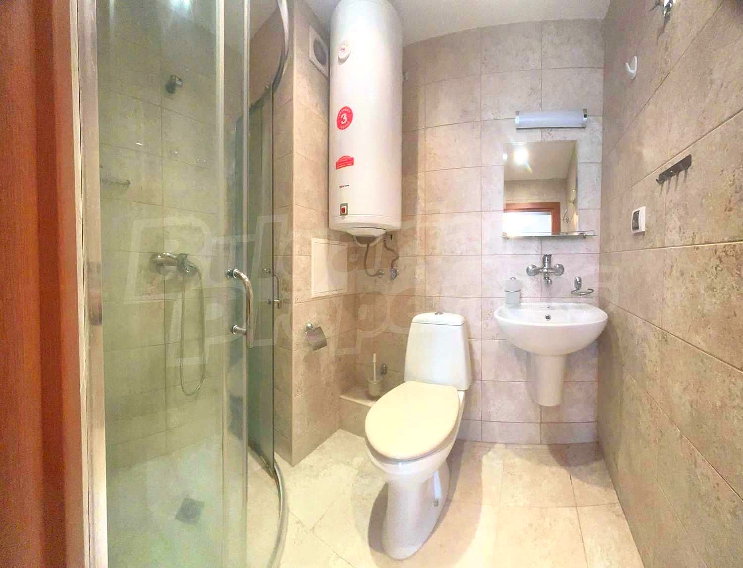 Gallery Picture 5