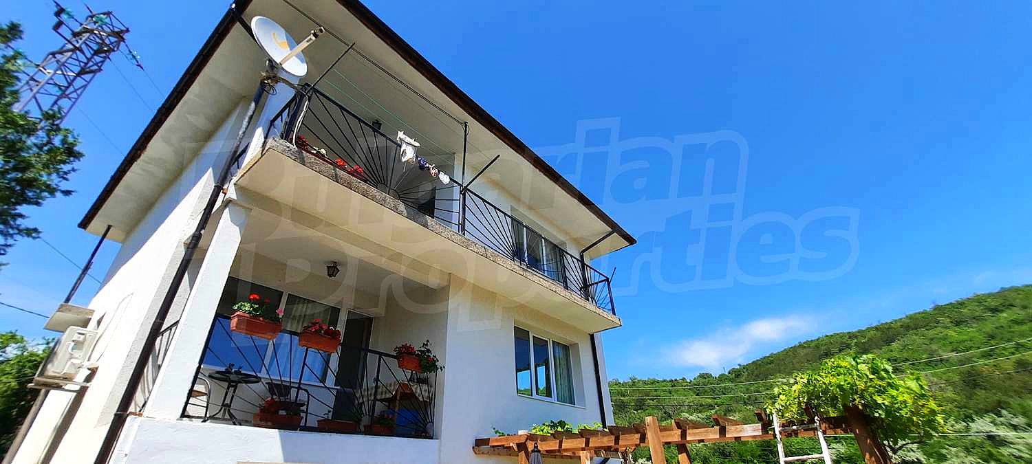 Gallery Picture 2