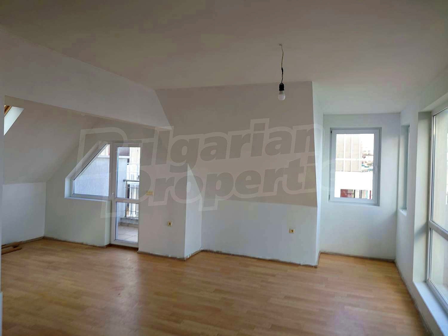 Gallery Picture 3