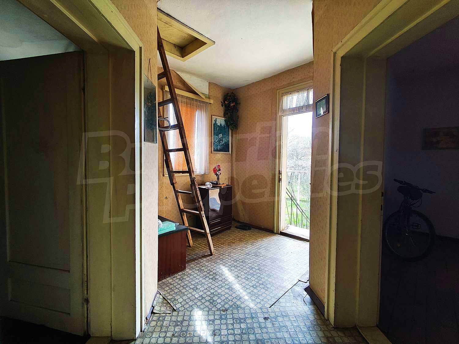 Gallery Picture 8