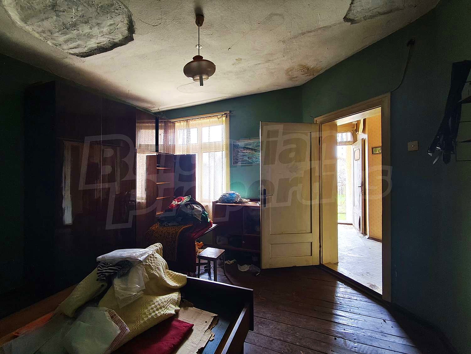 Gallery Picture 12