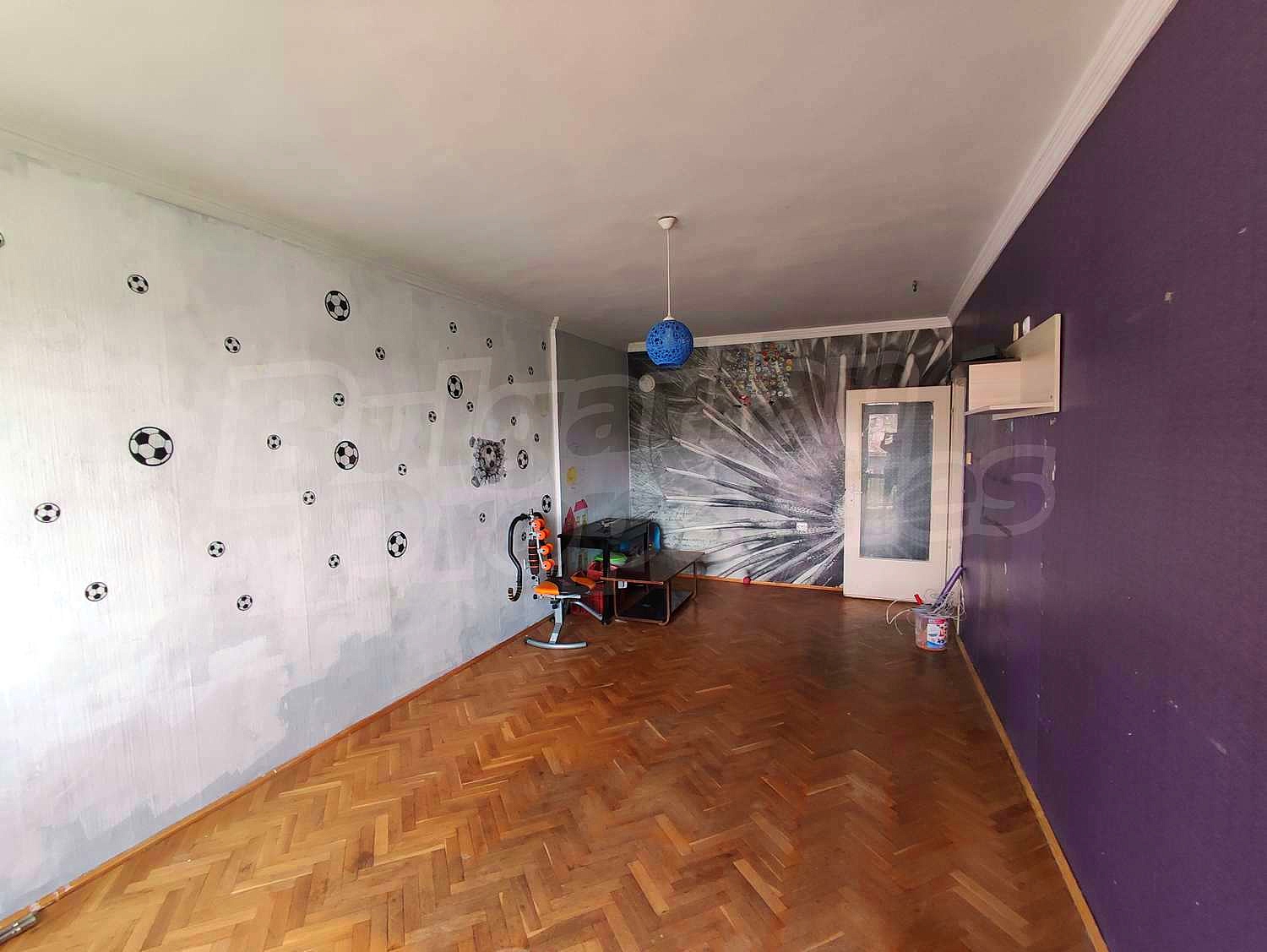 Gallery Picture 3