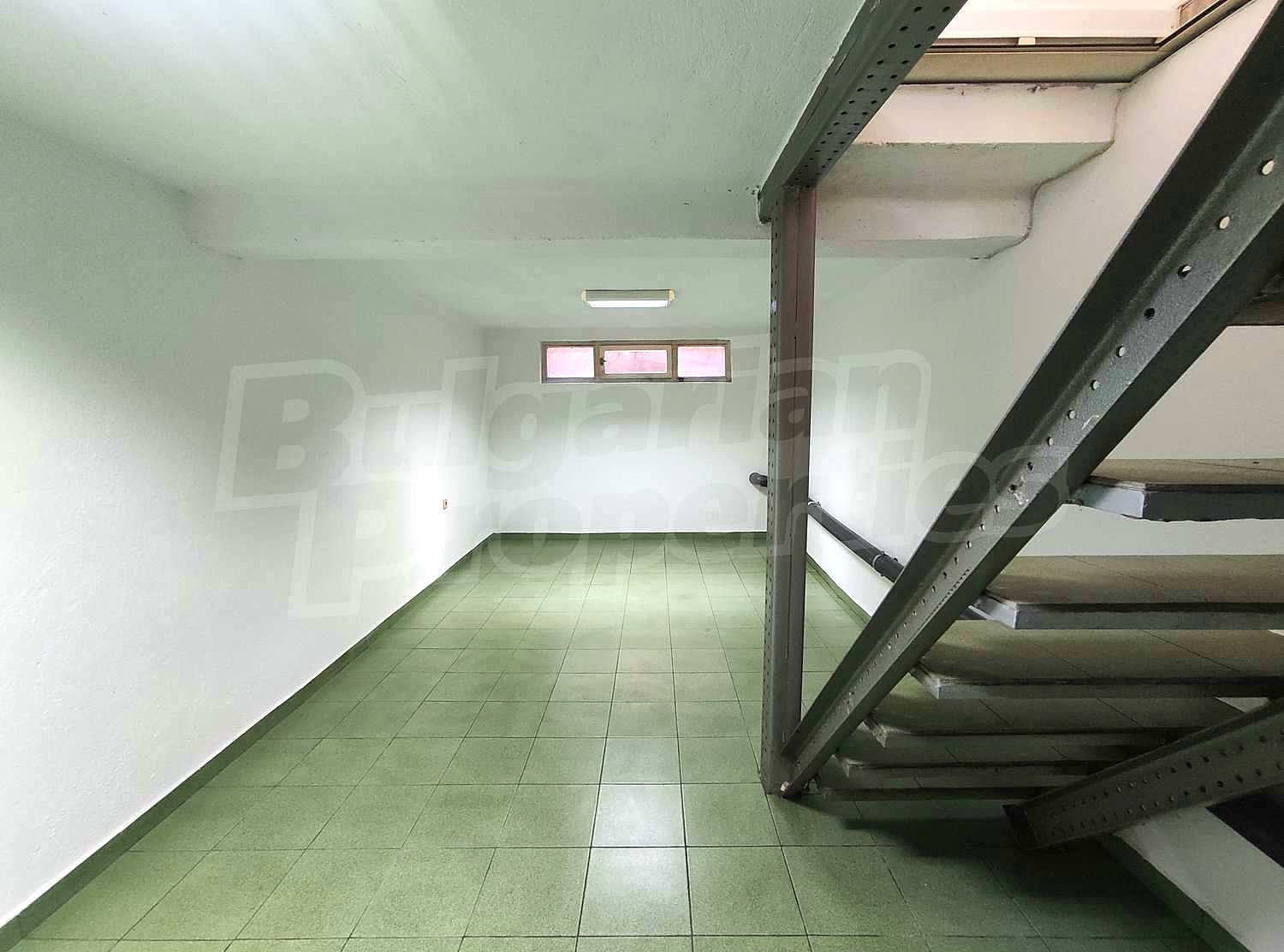 Gallery Picture 8
