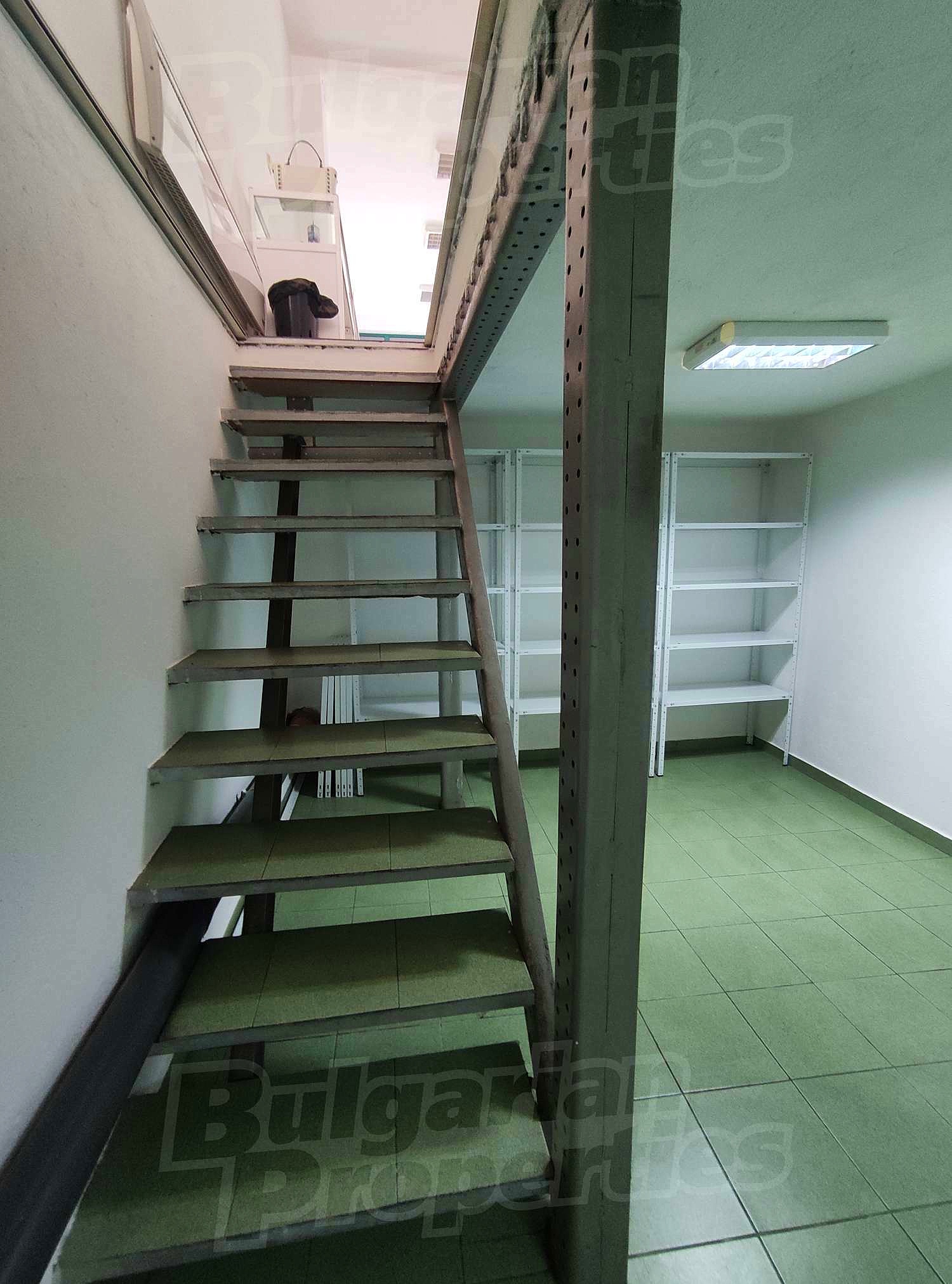 Gallery Picture 10
