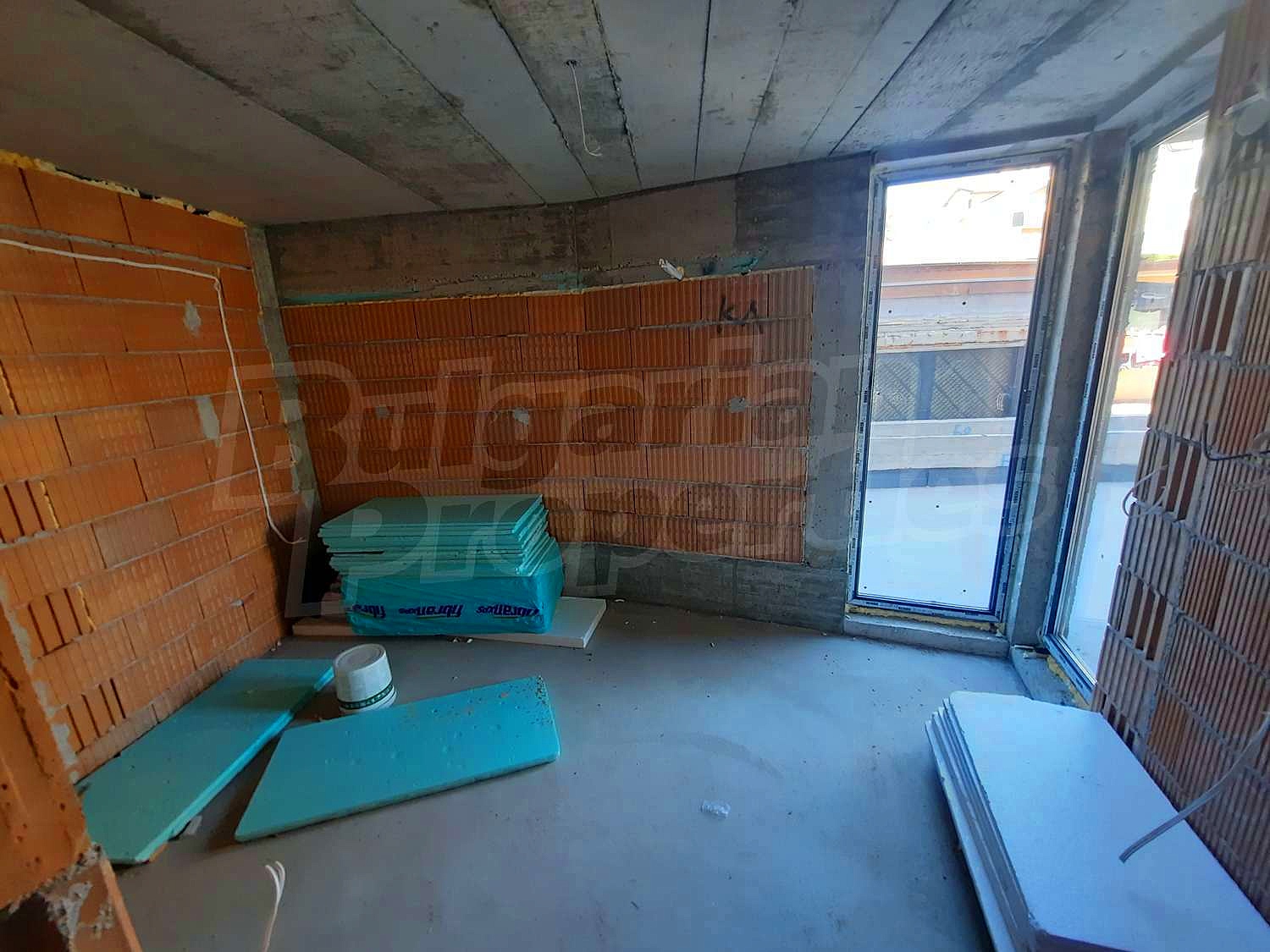 Gallery Picture 24