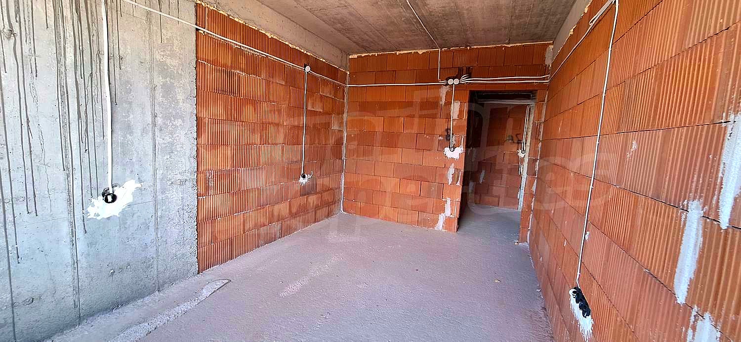 Gallery Picture 5