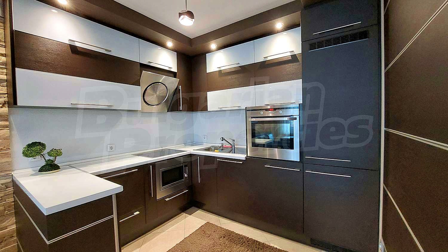 Gallery Picture 3
