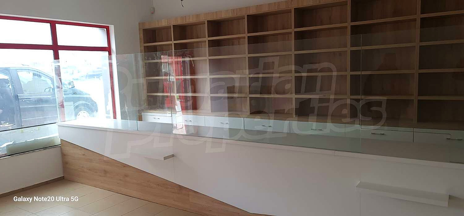 Gallery Picture 4