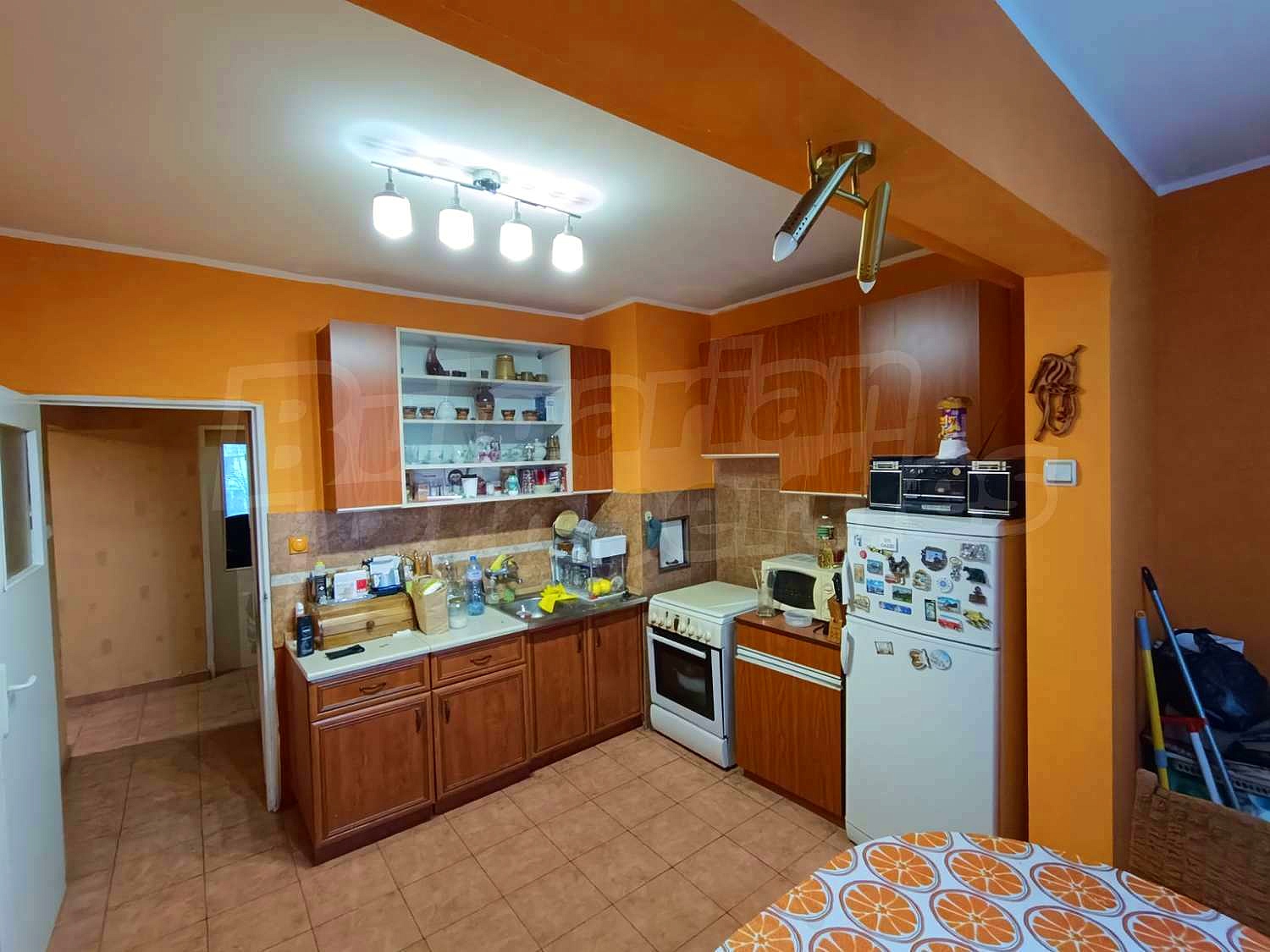 Gallery Picture 8