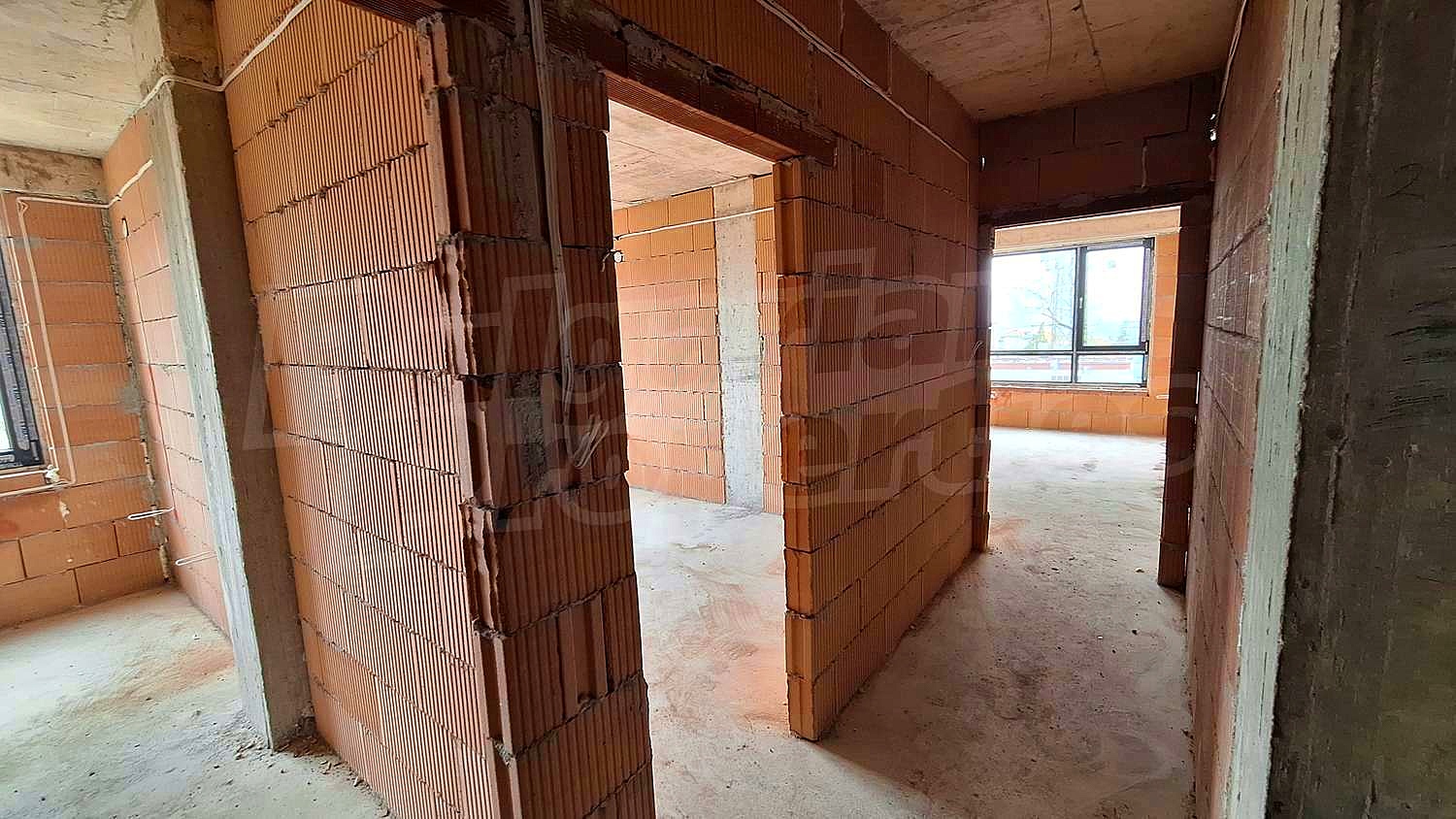 Gallery Picture 4