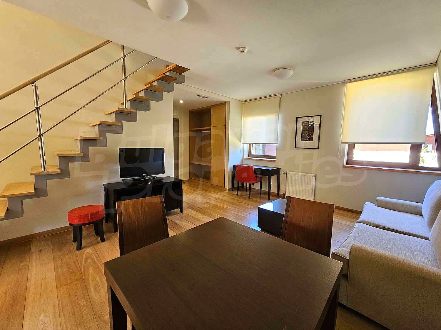 Gallery Picture 4