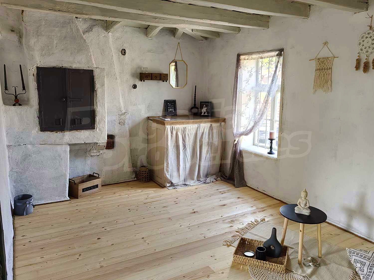 Gallery Picture 4