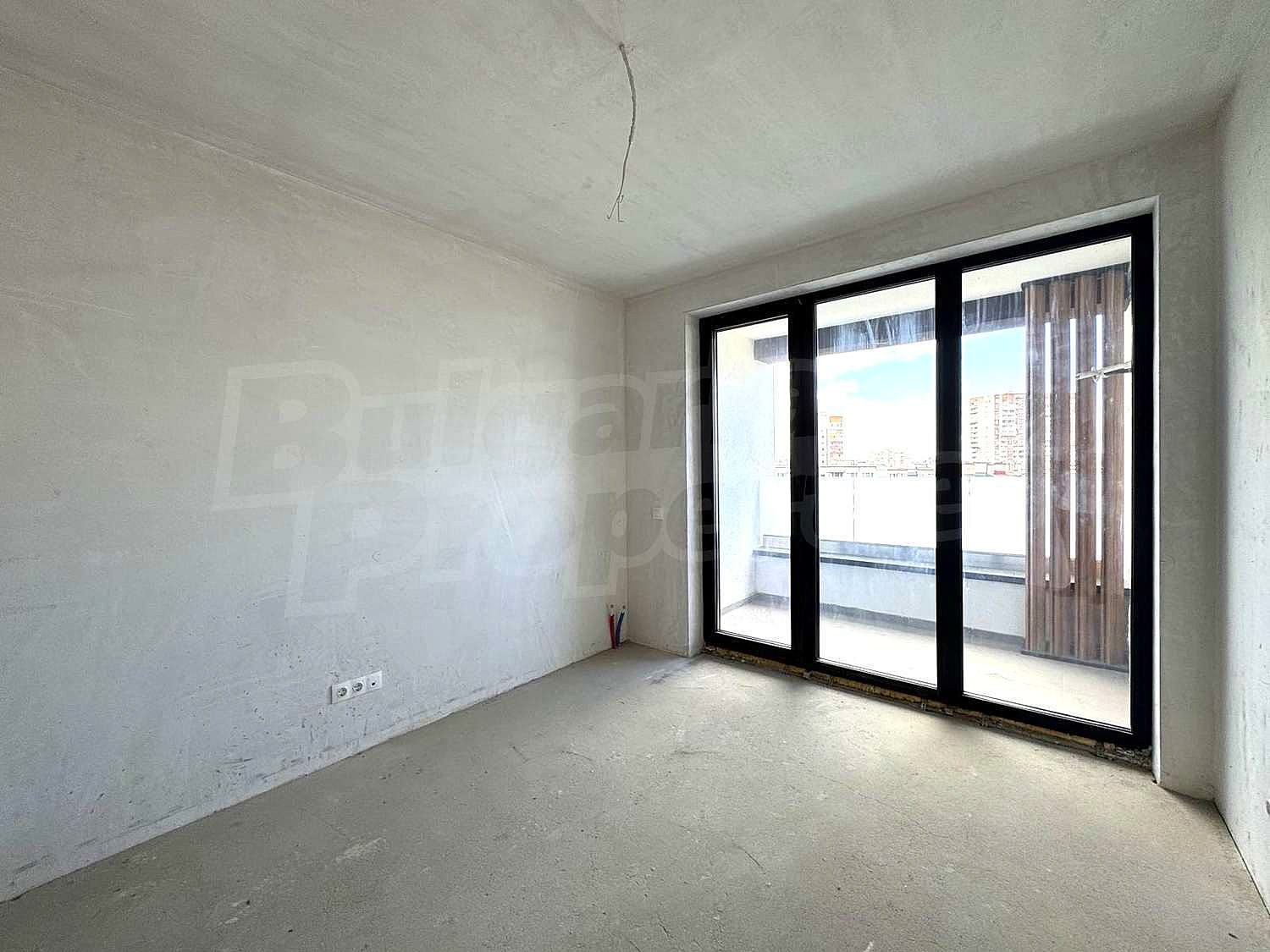 Gallery Picture 3