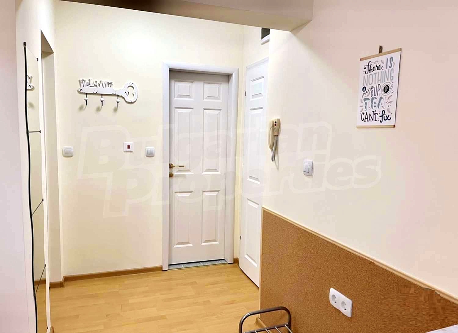 Gallery Picture 4